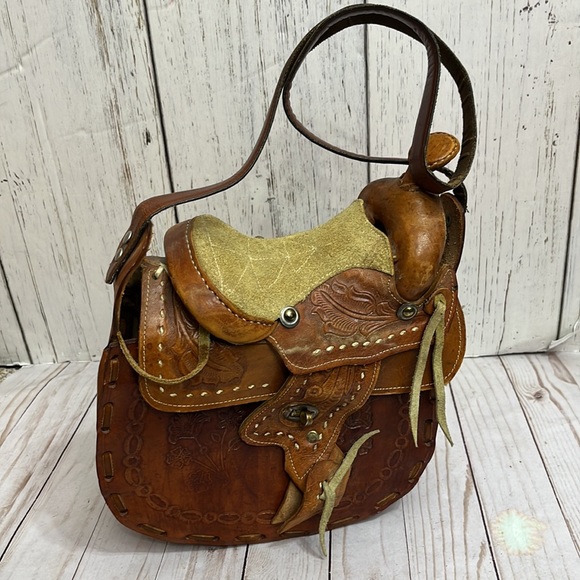 Saddle Handbag Hand Crafted in New Mexico Wool Lined - Picture 4 of 16